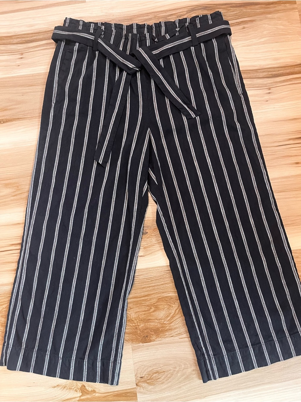 J Jill Linen Stretch Medium M Wide Leg Cropped Pants Striped Black Brown Belted